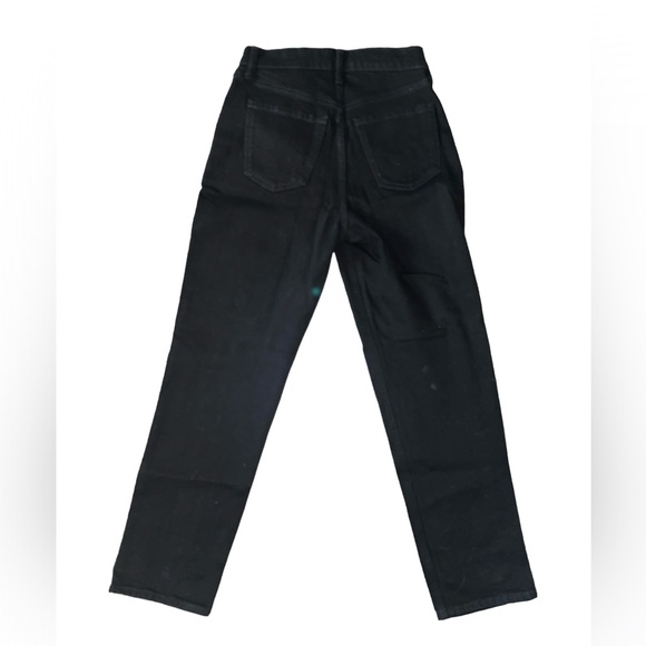 Old Navy women’s Jeans - Picture 2 of 3